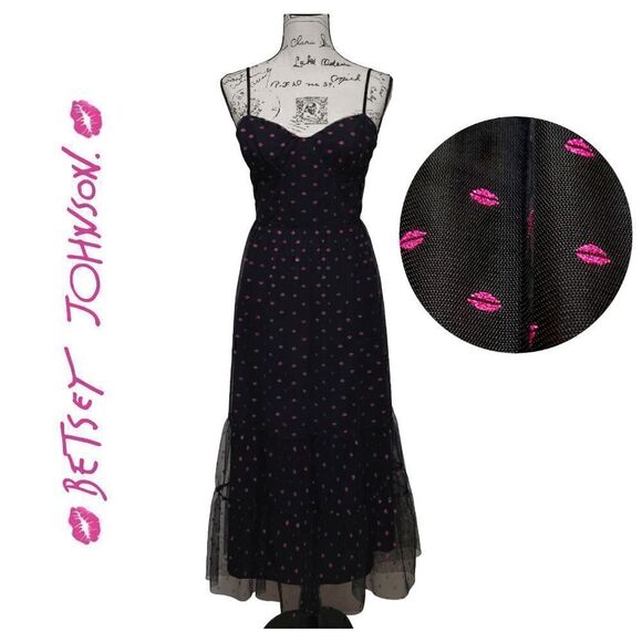 💋 BETSEY JOHNSON Lip Print Tiered Sweetheart Black Dress SIZES 12 NWT - Picture 1 of 13